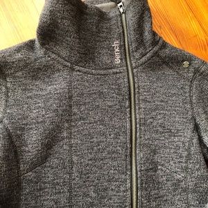 Bench soft shell jacket